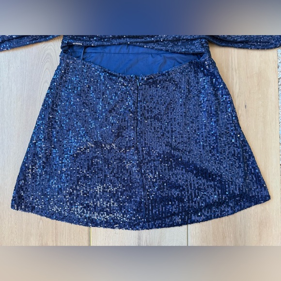 NWT That’s So Fetch Harper Sequin Mini Navy Dress Size S - Picture 10 of 13